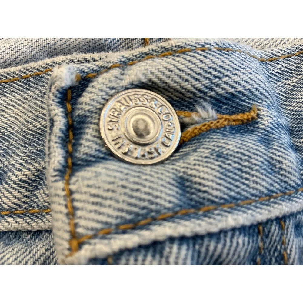 Levi's Y2K 550 Relaxed Fit Tapered Leg Light Wash Denim Jeans Mens 36x32